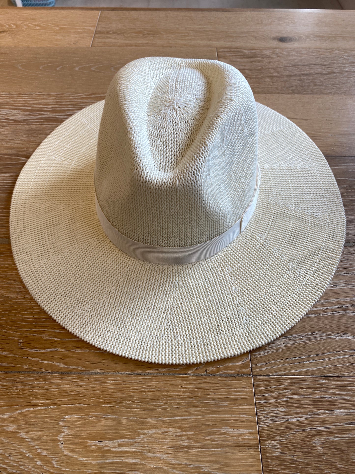 Lyon Packable