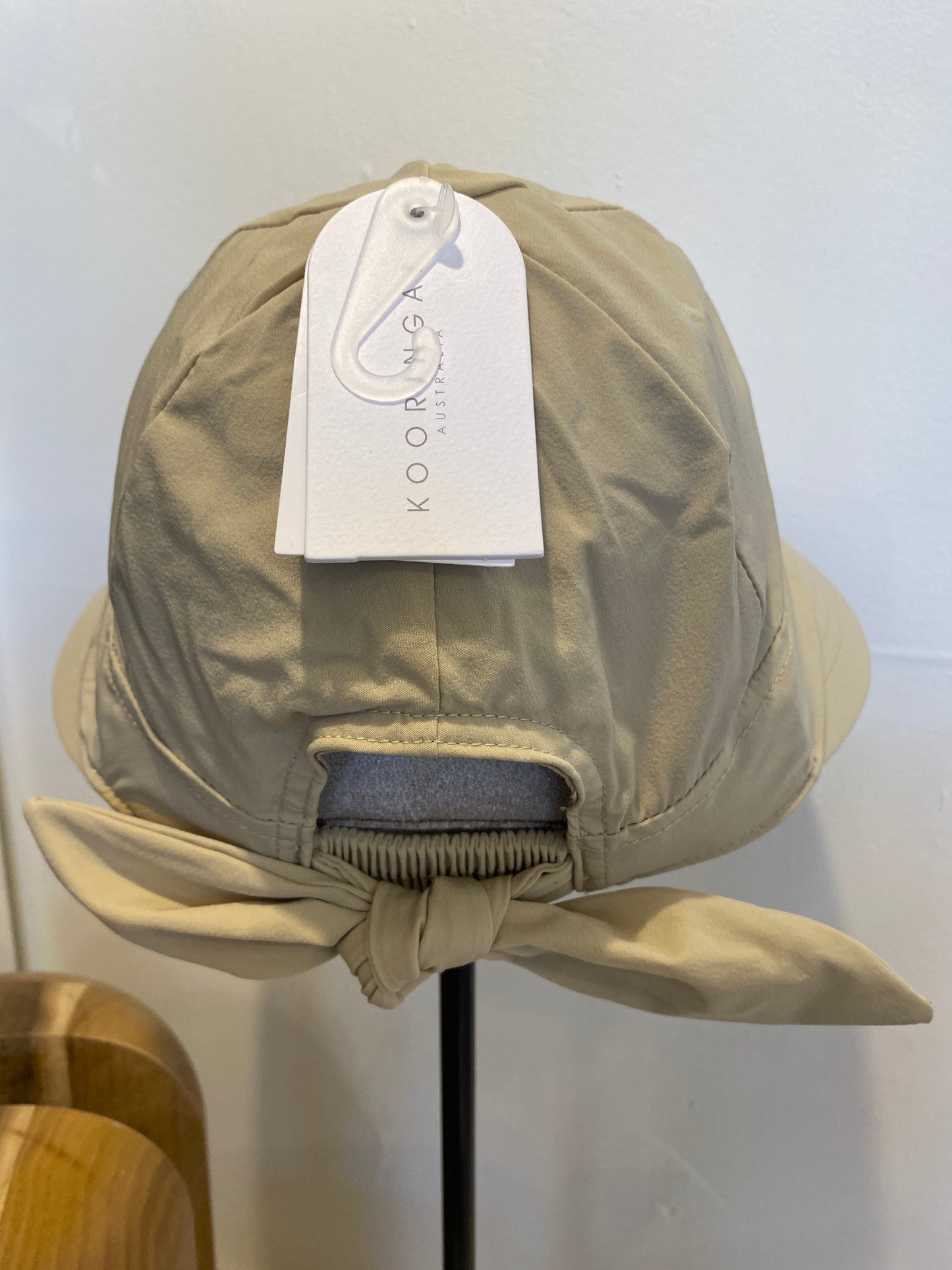 Poppy Bow Cap
