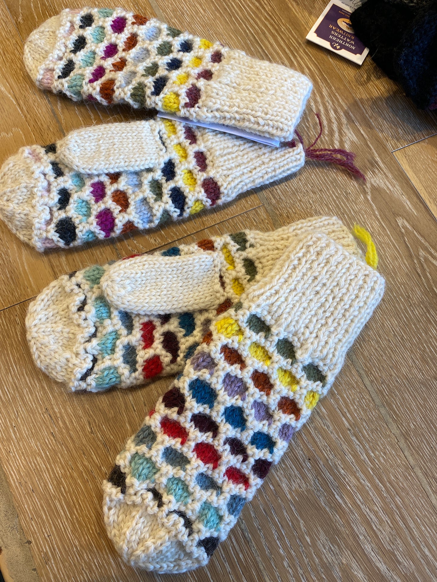 Bubble Mittens