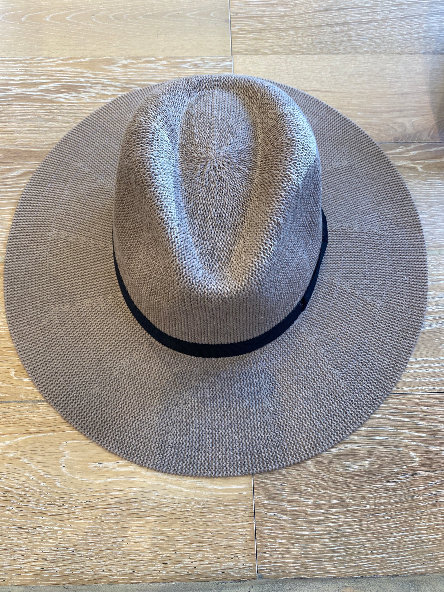 Lyon Packable