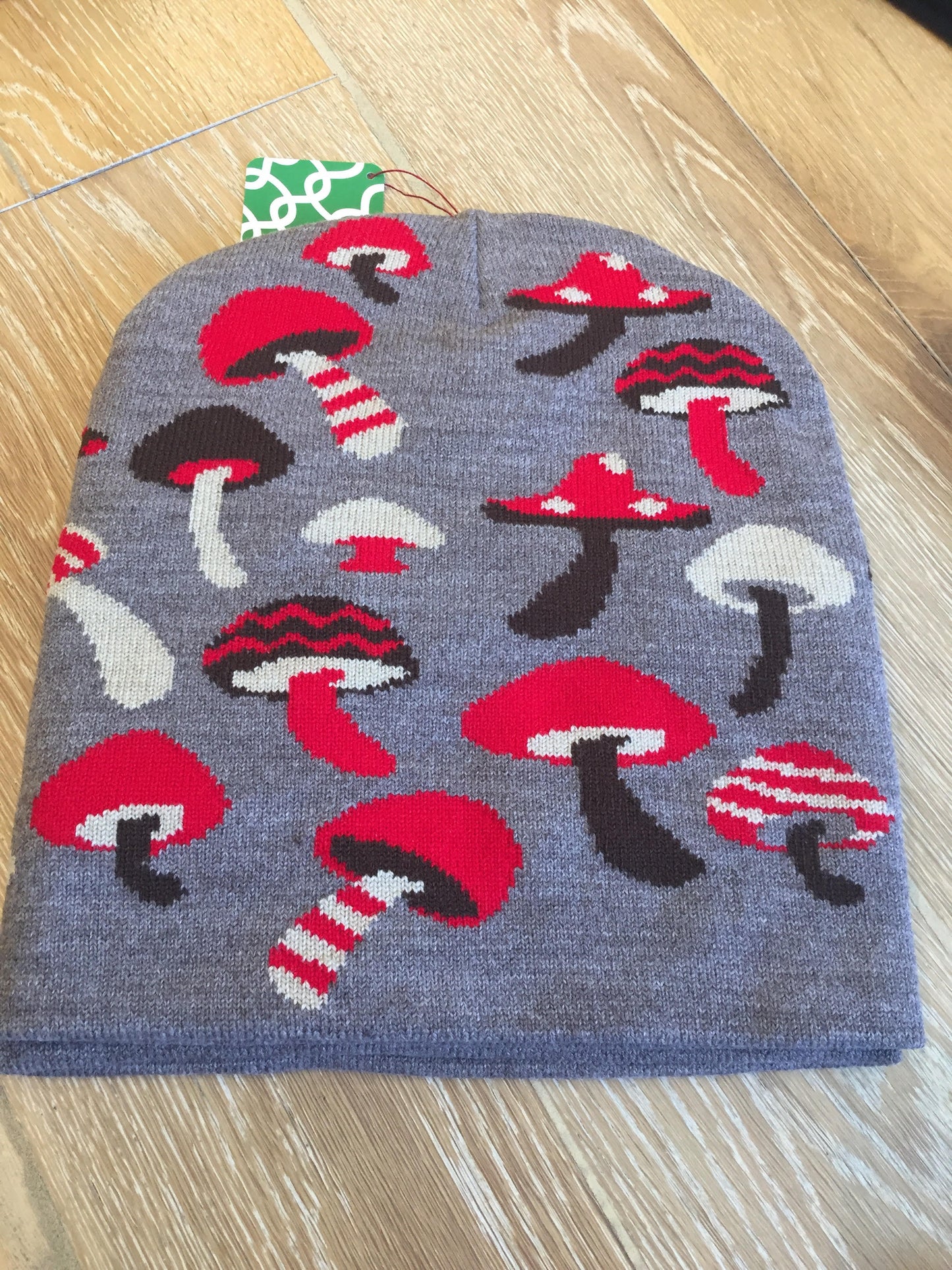 Pixelknit beanies