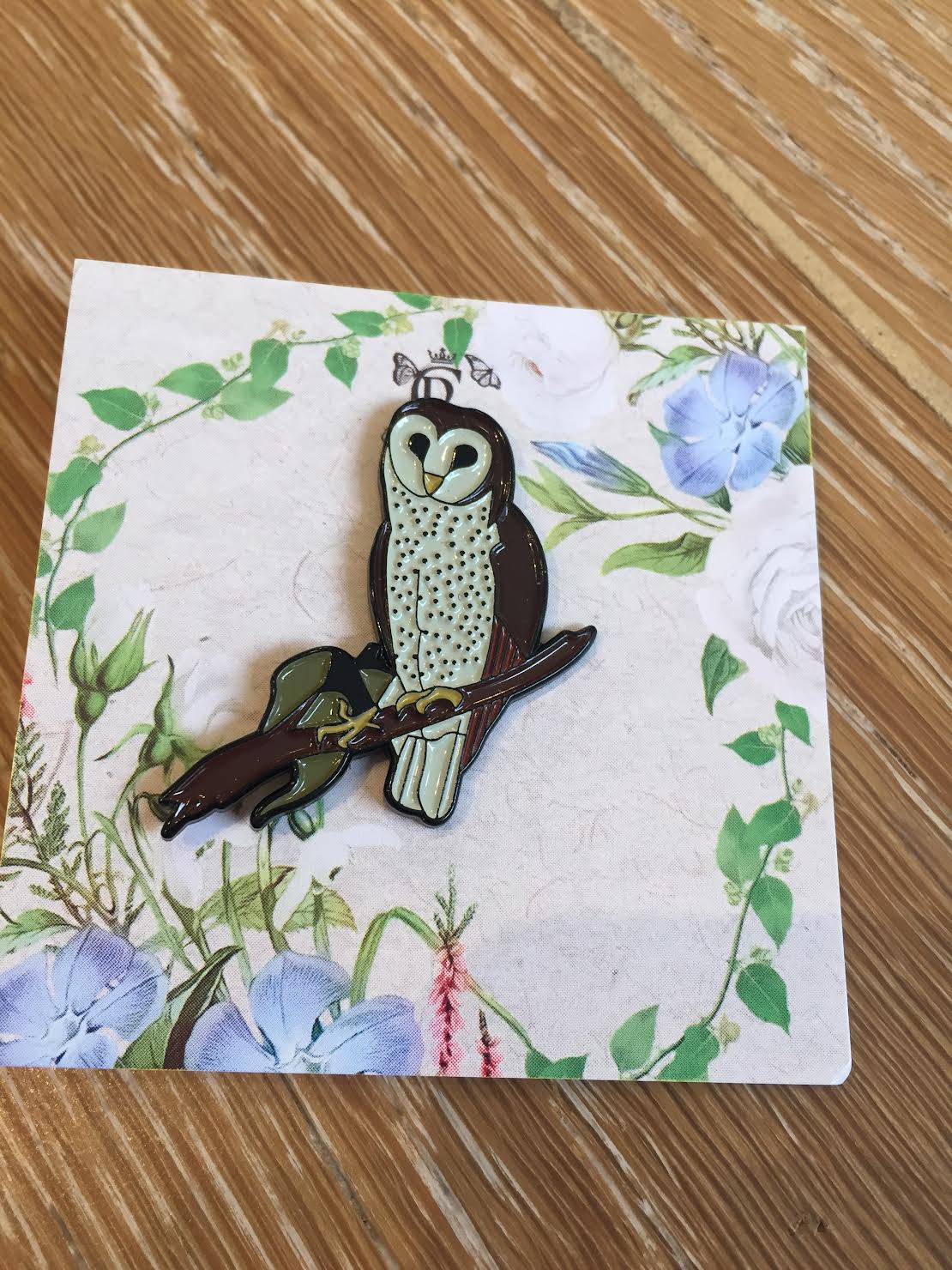Enamel pin
