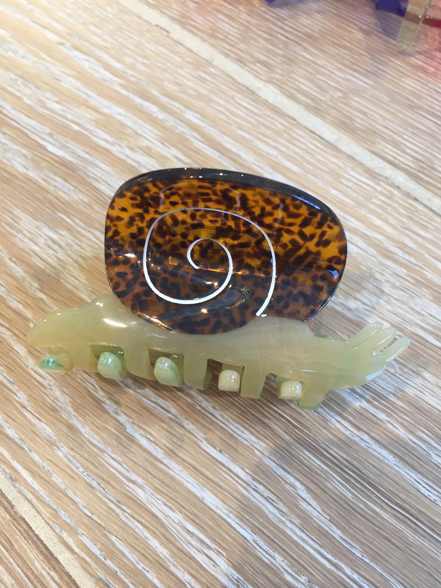 Snail claw