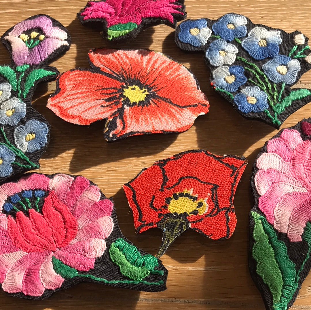 Rio’s Appliqué Flower Brooches