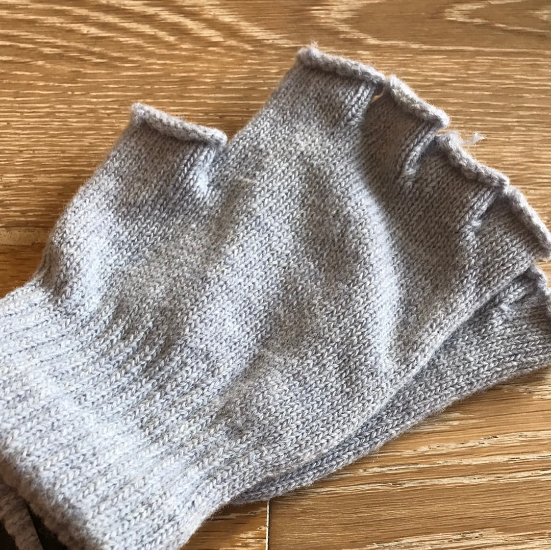 Fingerless Glove