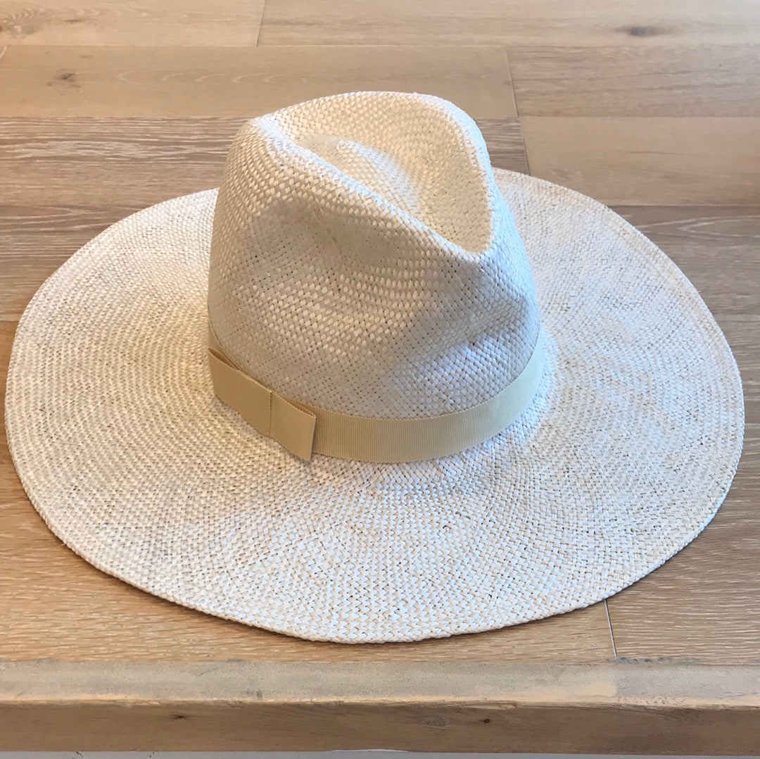 Remy Sisal Wide Brim Fedora w/ Natural Ribbon Trim (S)