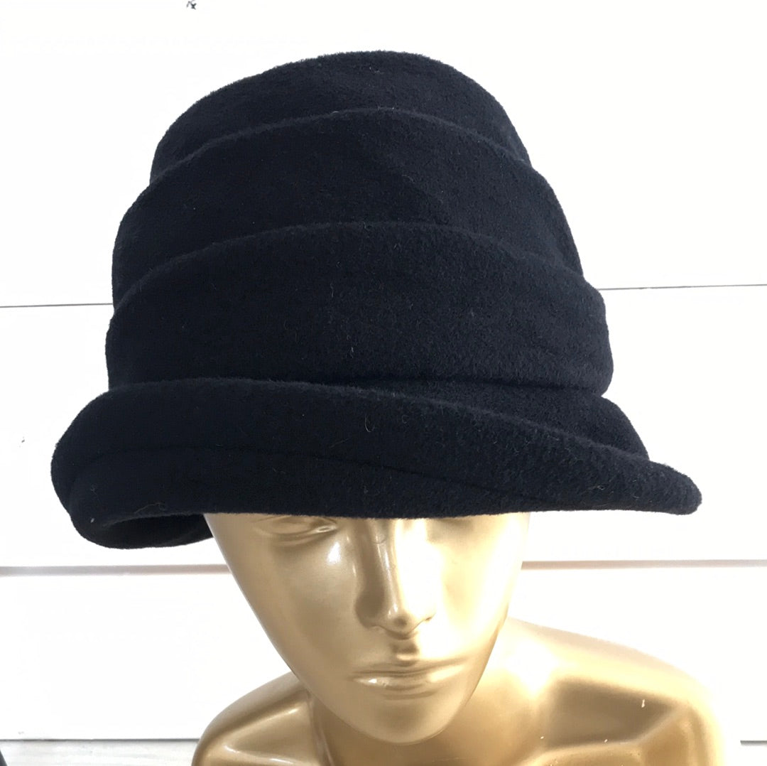 Beatrice - Wool Classic