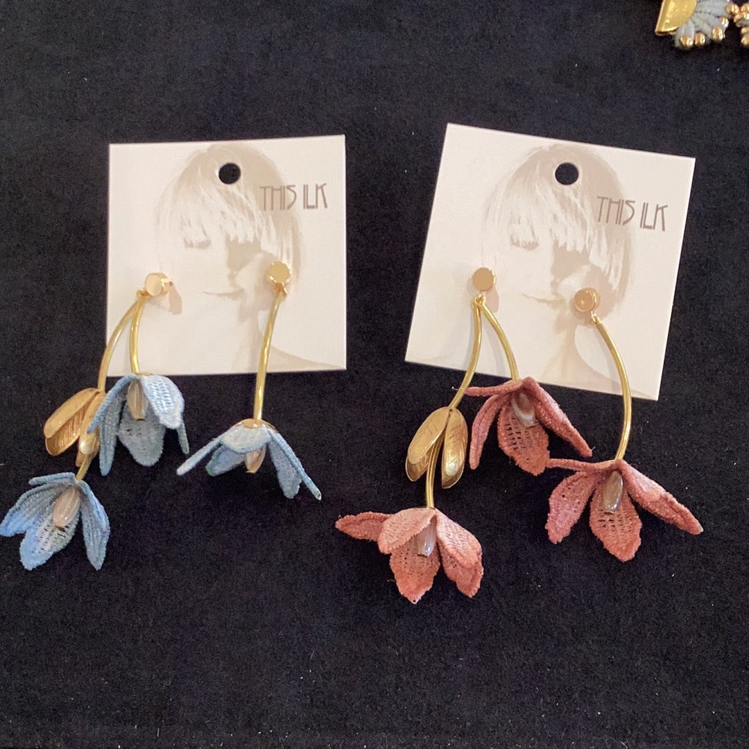 Tiare earrings