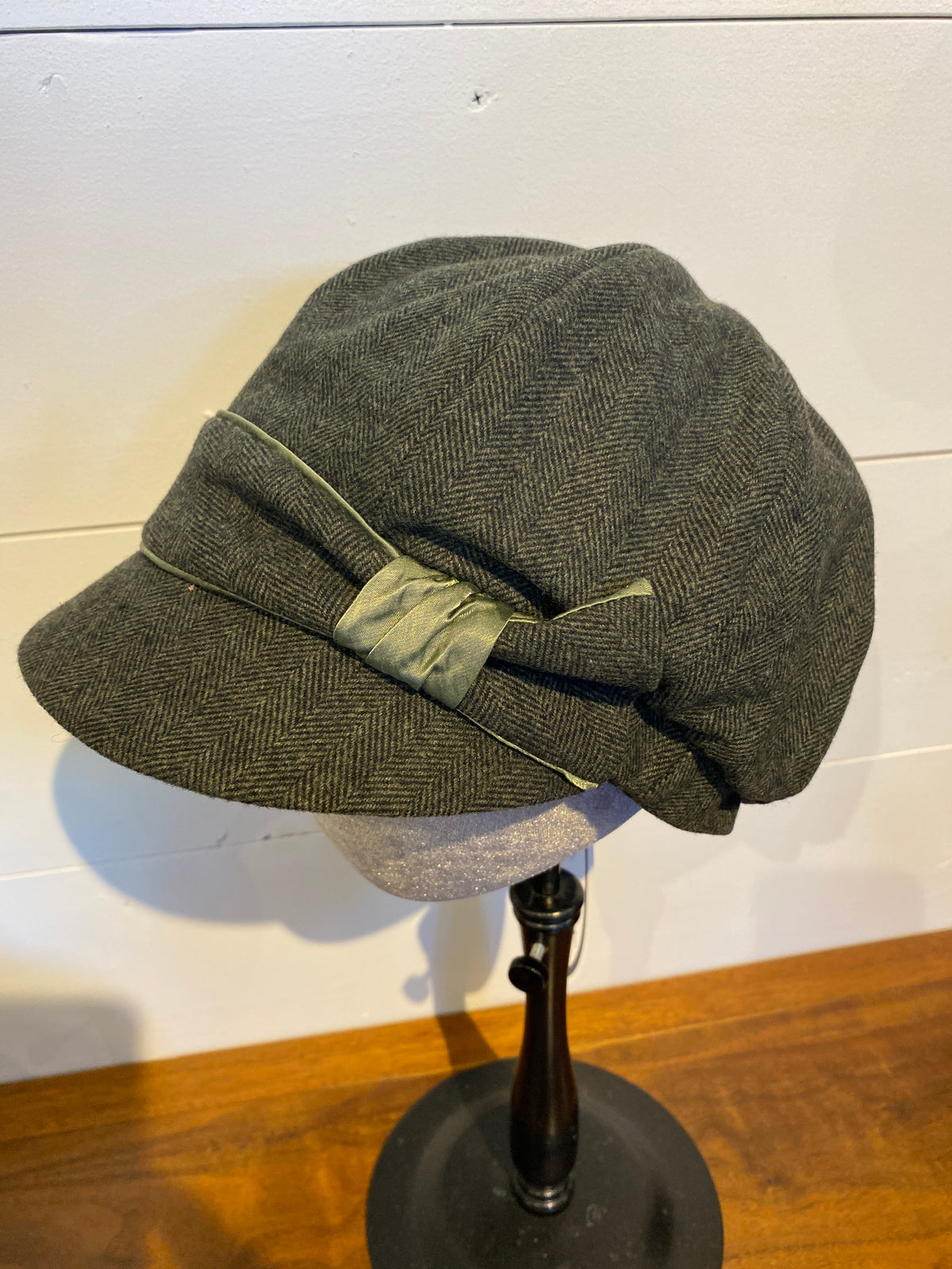 Lillie and Cohoe News Cap