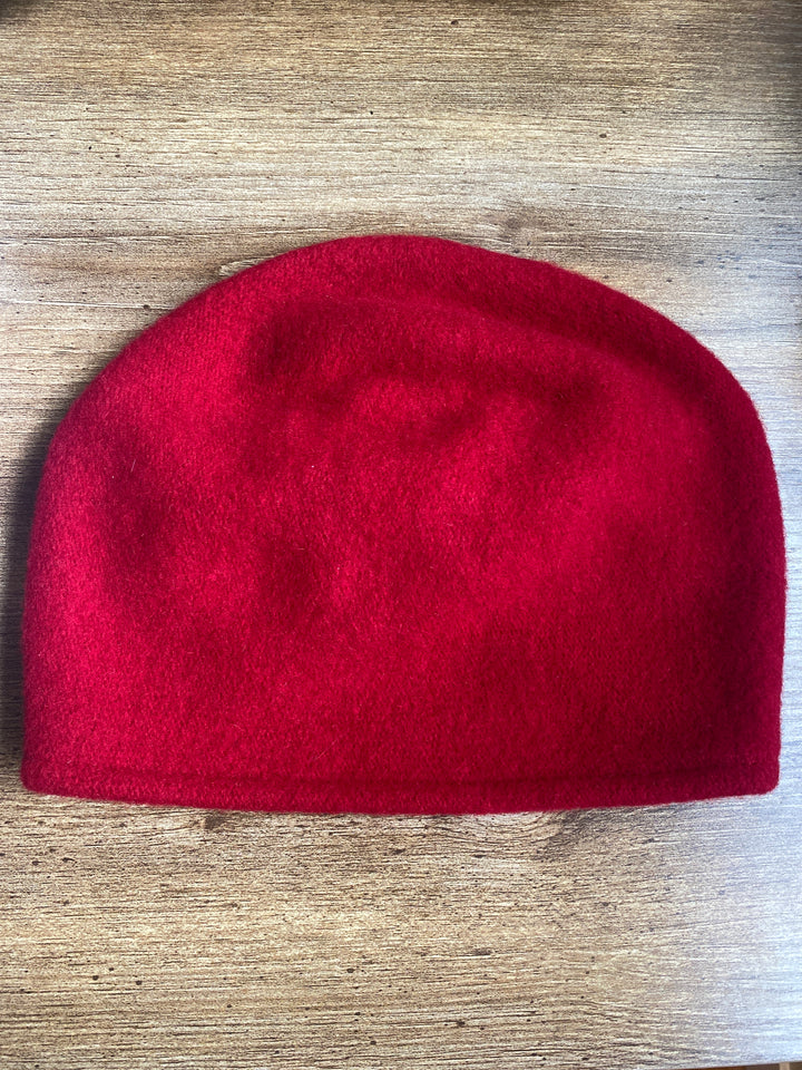 Loevenich Wool Beanie with Folded Back in Red