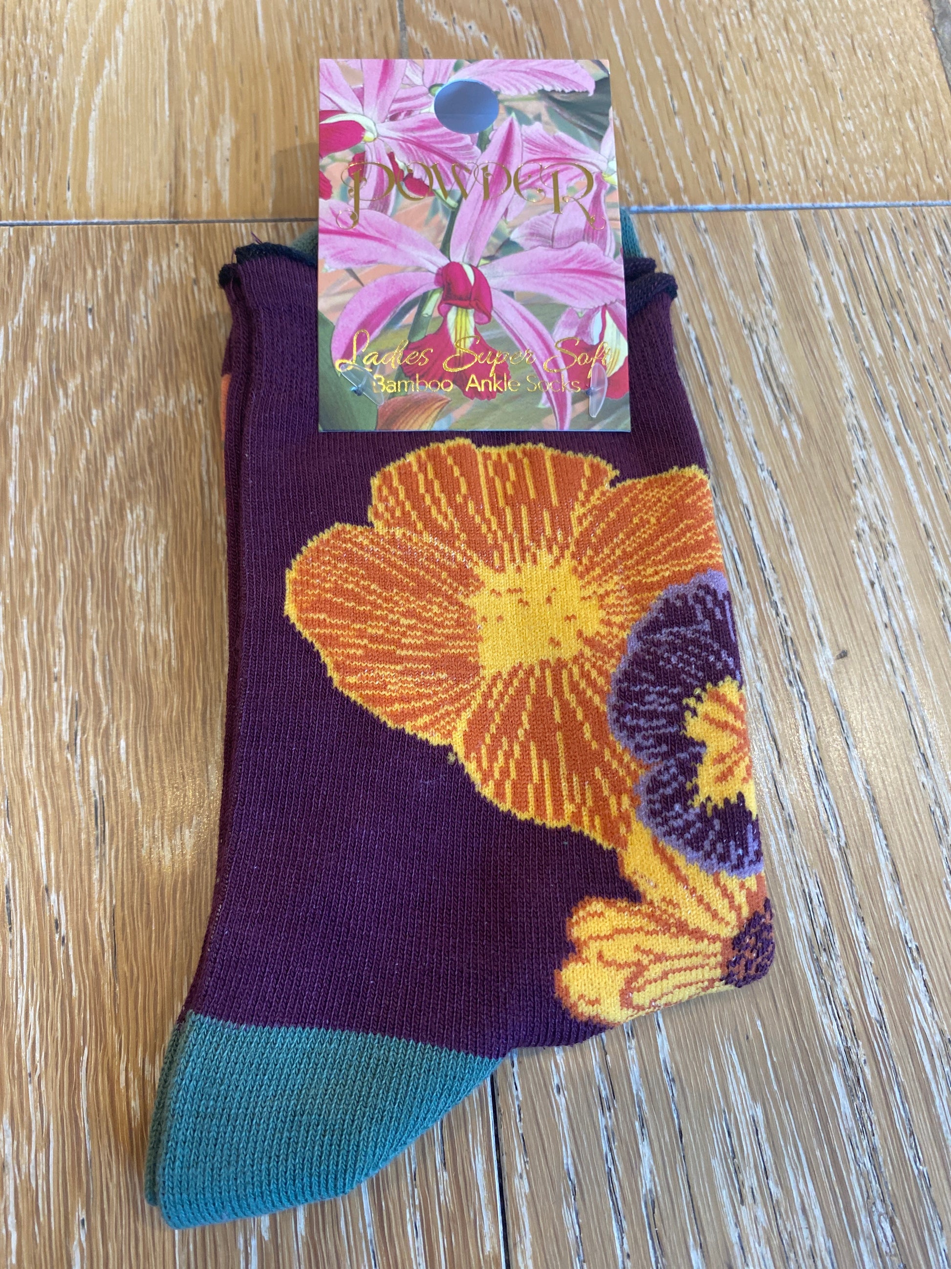 Beautiful Bouquet Ankle Socks
