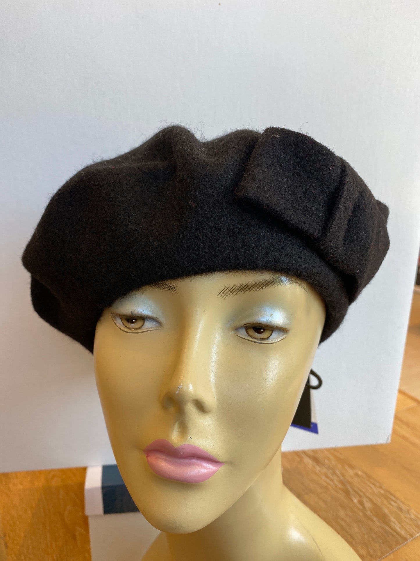 Beret With Bow