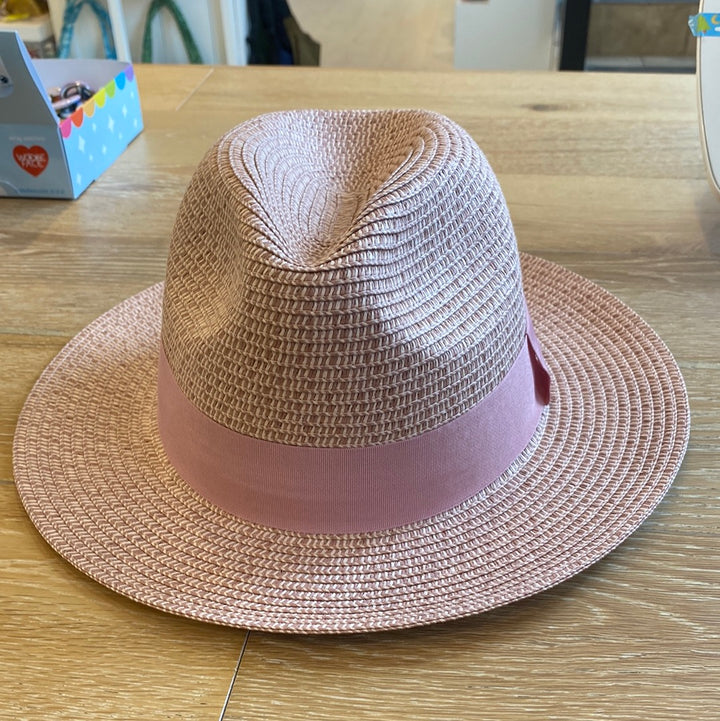 Fedora