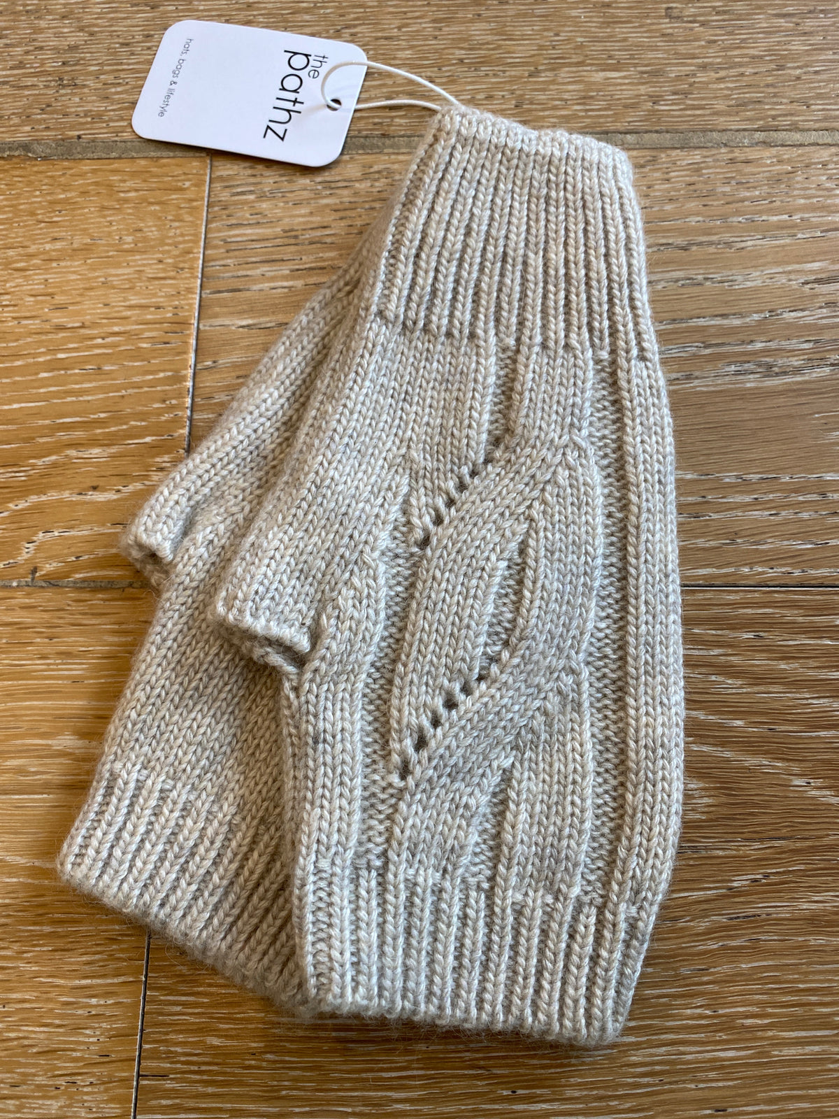 Cable Knit Fingerless Gloves Oatmeal