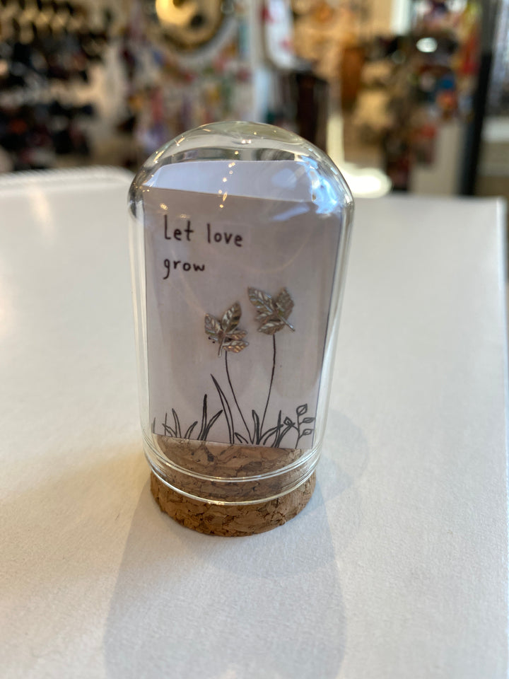 Let love grow Leaves Stud Earrings