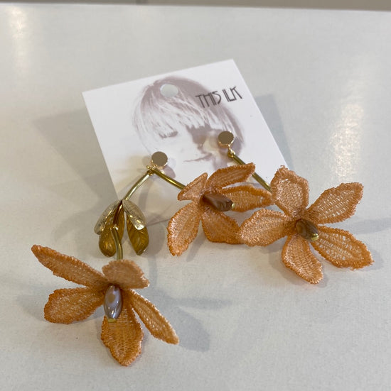 Tiare earrings