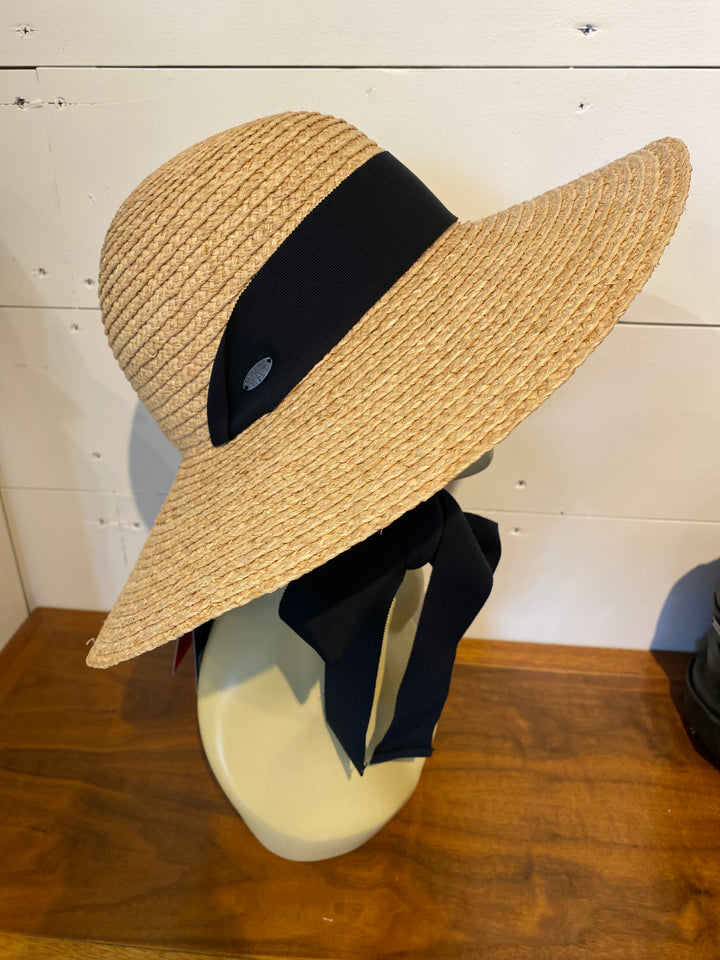 Coco Floppy in Large Raffia Braids