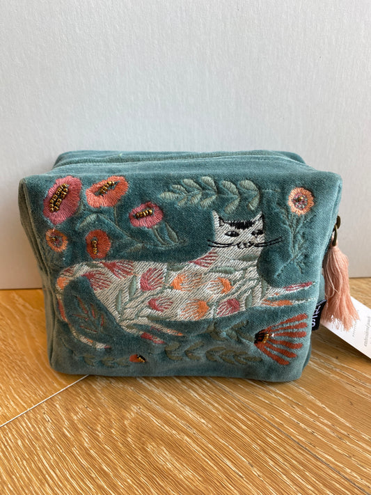 Pouch Embroidered