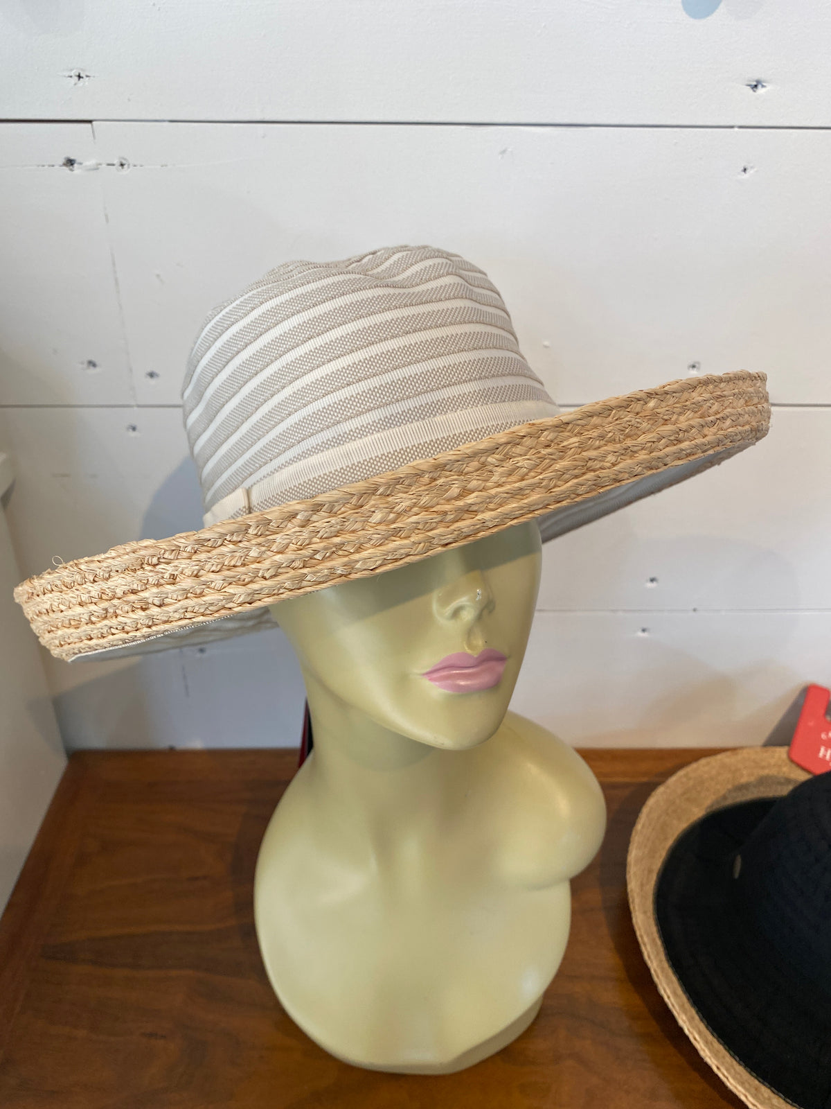 Cally Ribbon Hat
