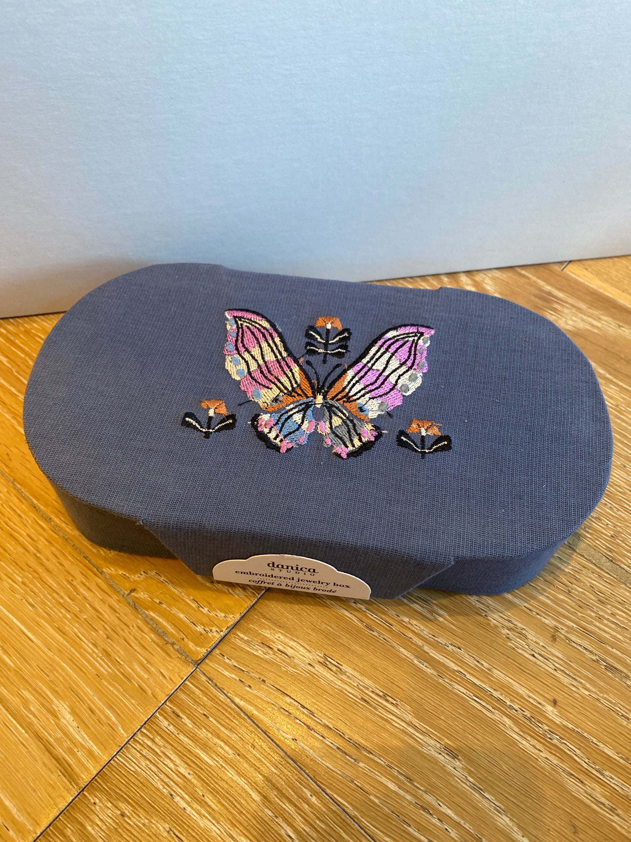 Jewelry Box Embroidered