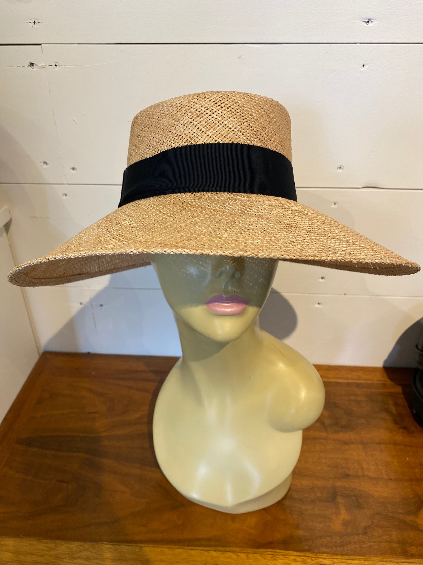 Cailly B Cloche