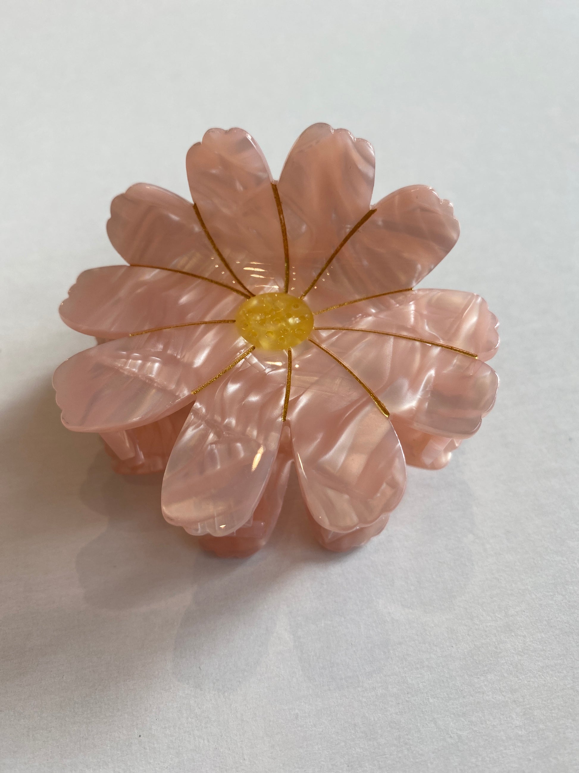 Cosmos Hair Claw