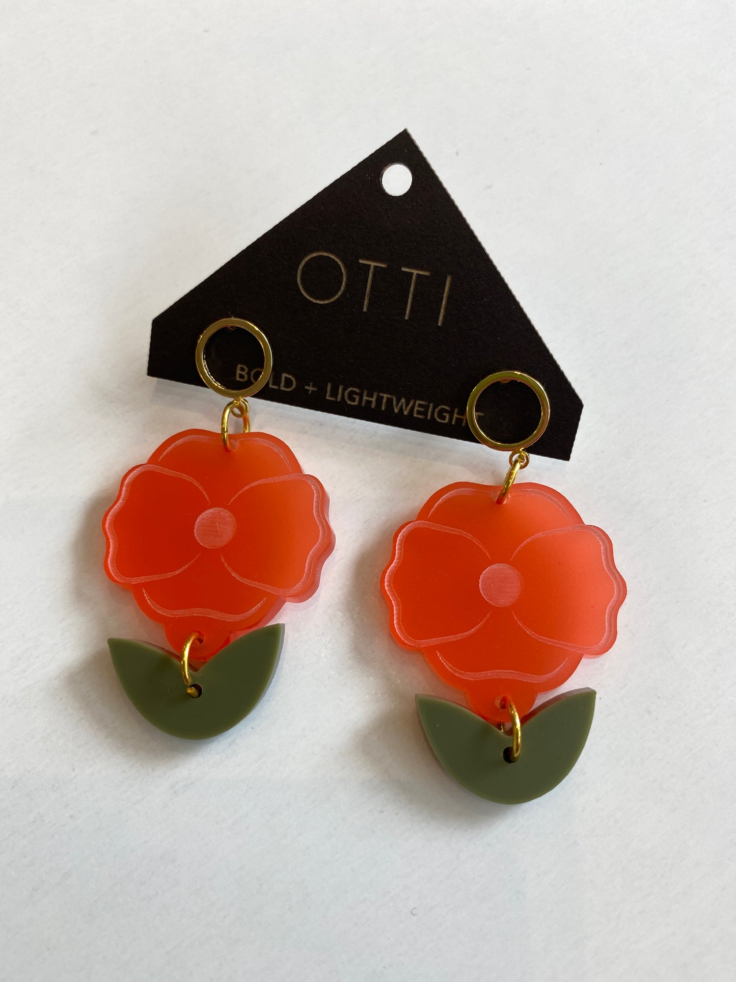 Otti Botanical loop earrings