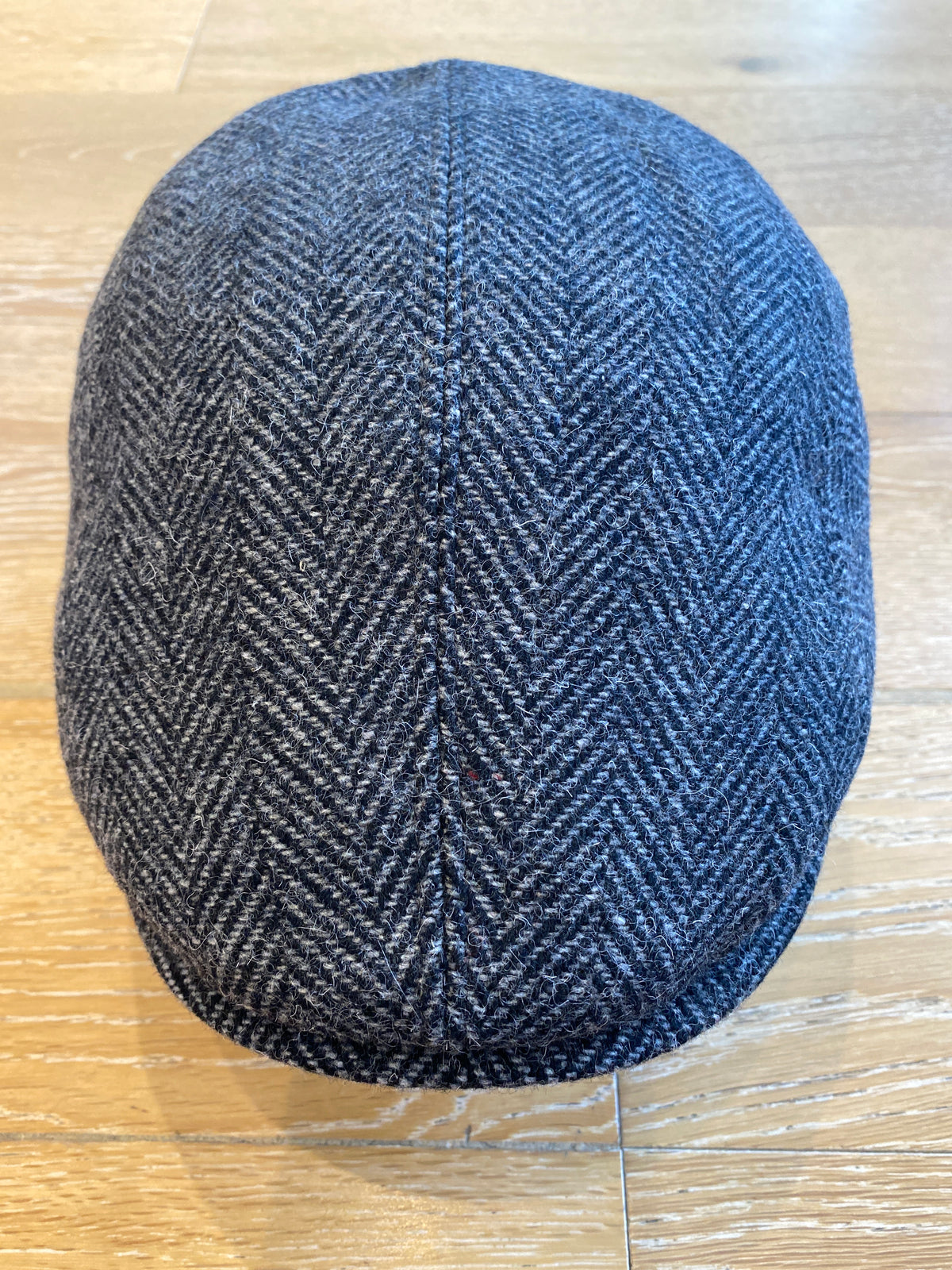 Wool Ivy Cap in Charcoal Herringbone