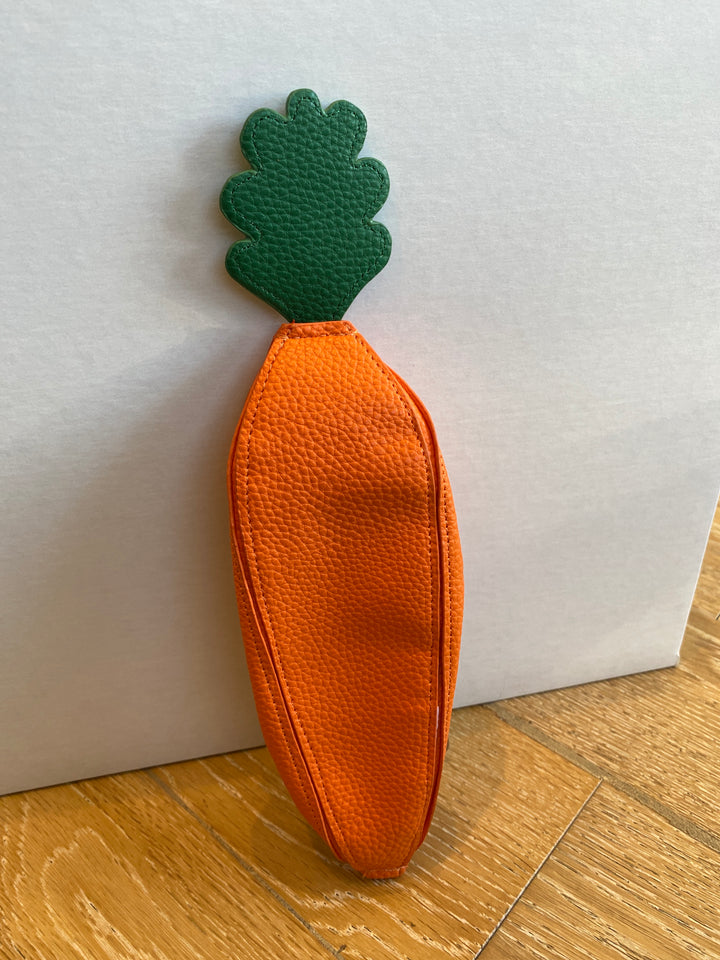 Carrot Zipper Zipper Pouch Key Chain