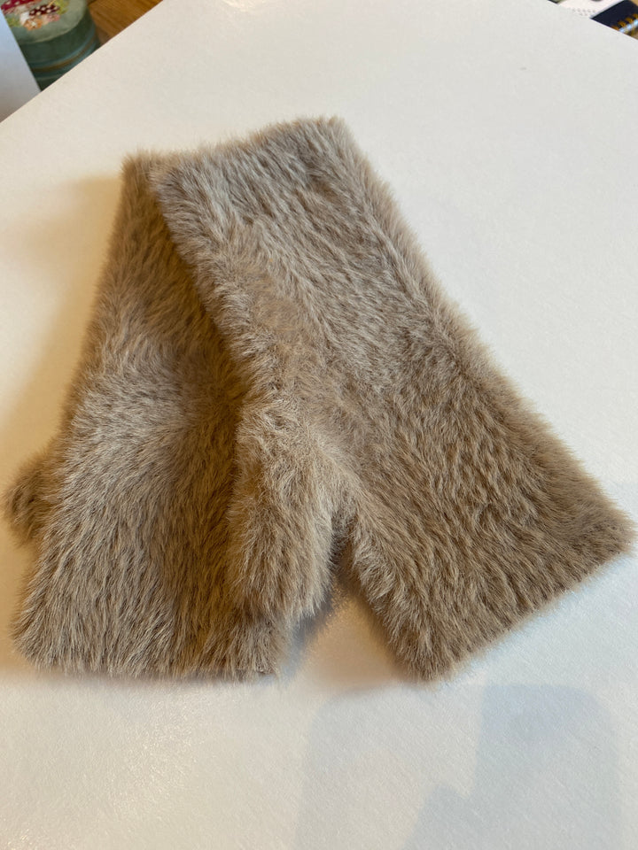 Fuzzy Fingerless Gloves