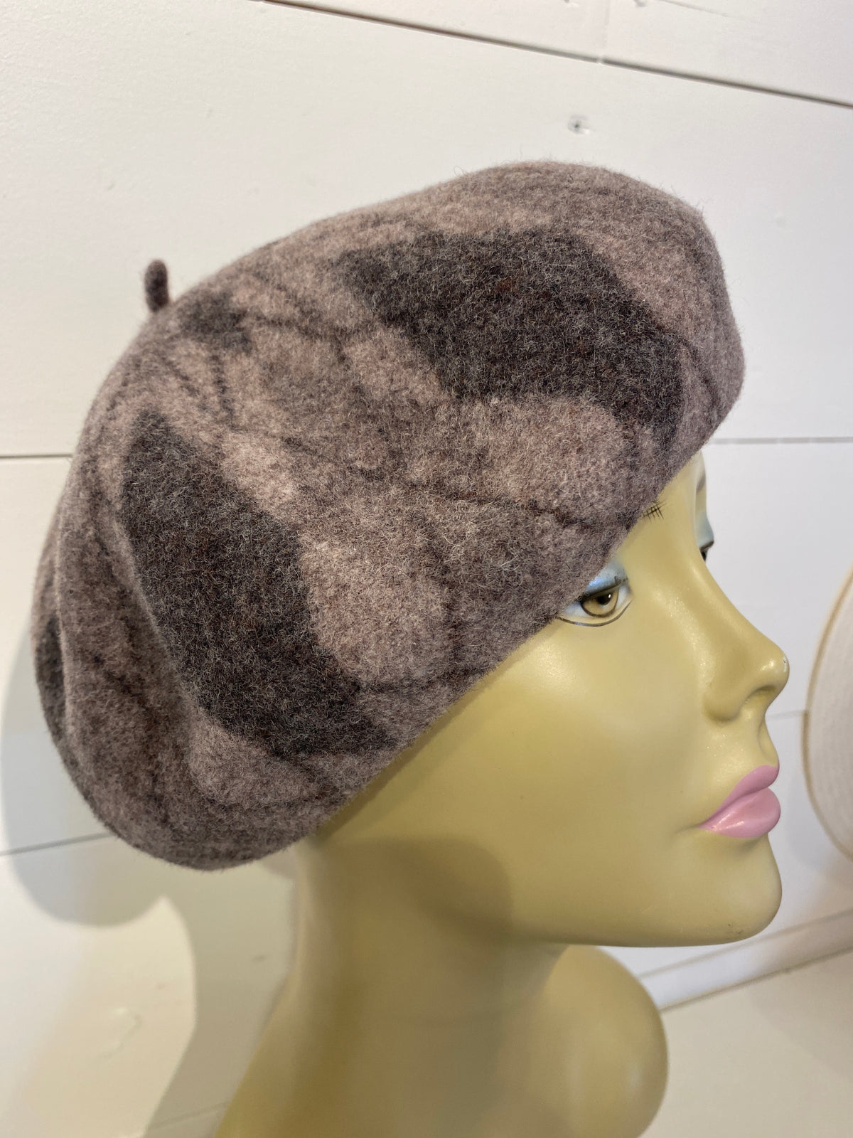 Plaid Beret Khaki/Dark Grey