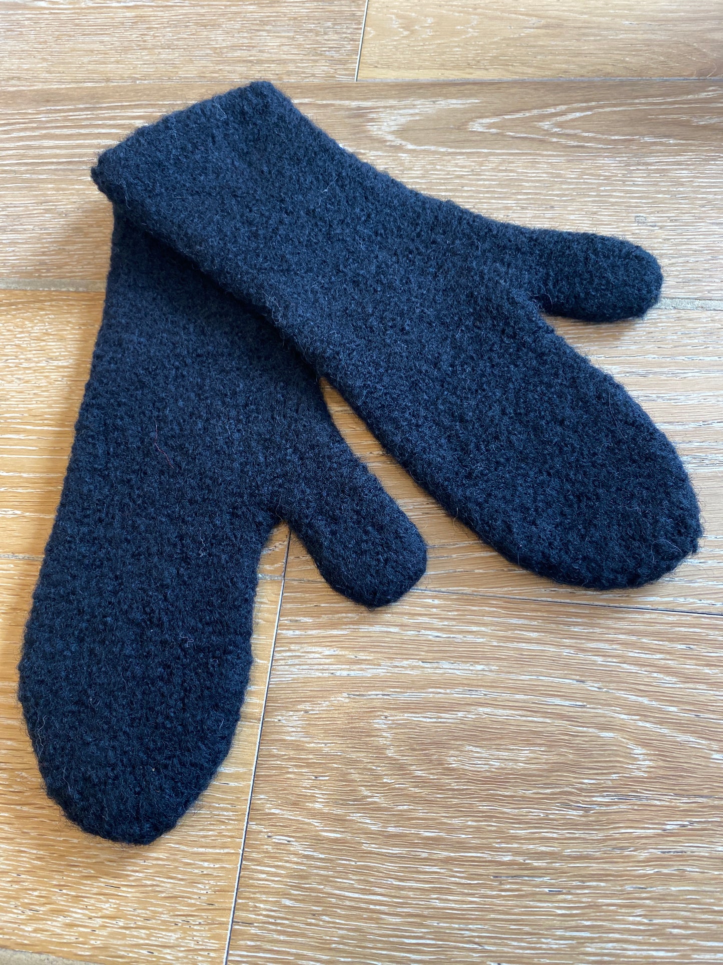 Julie Sinden Felt Mittens