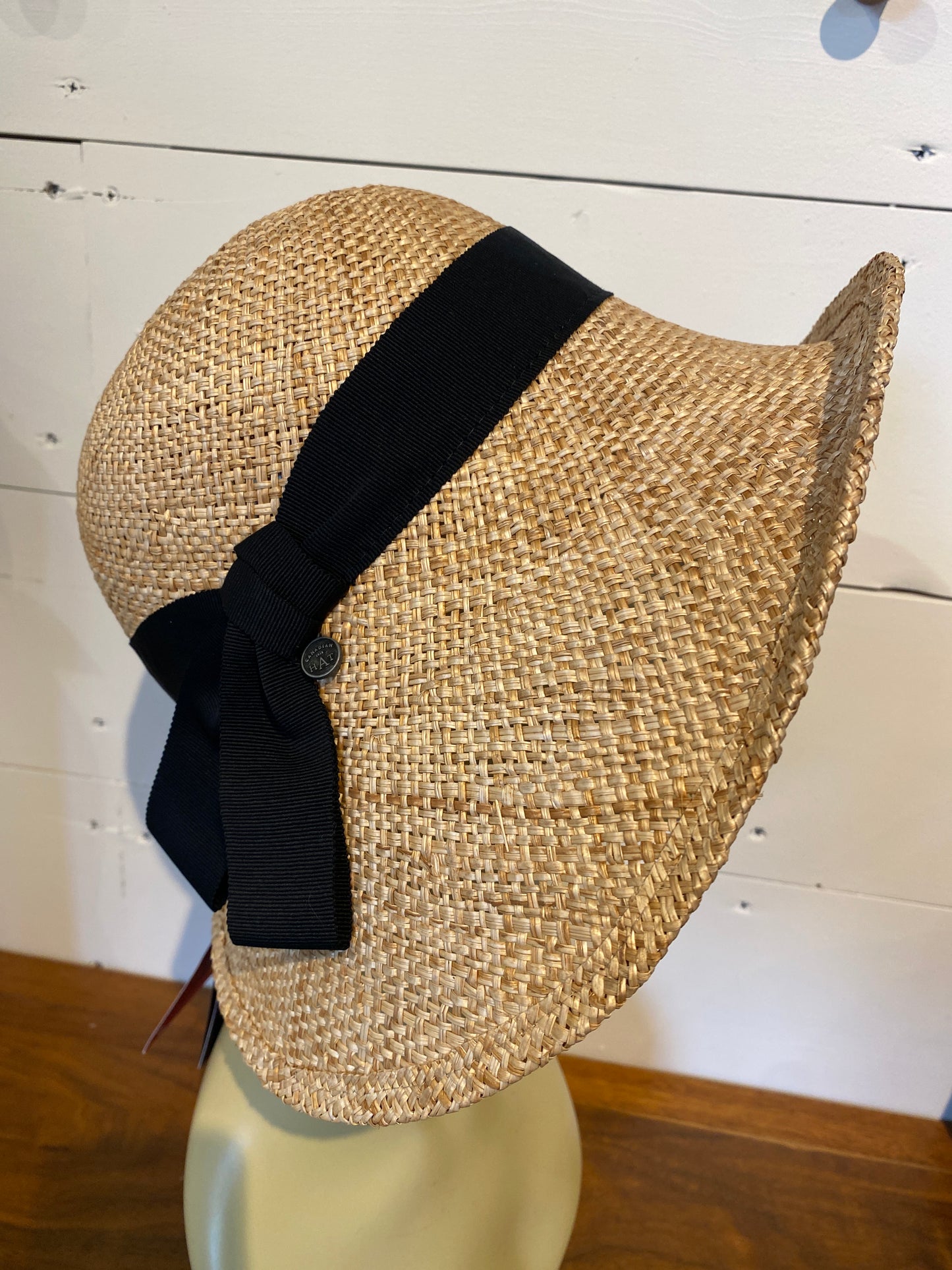 Cleana B Cloche