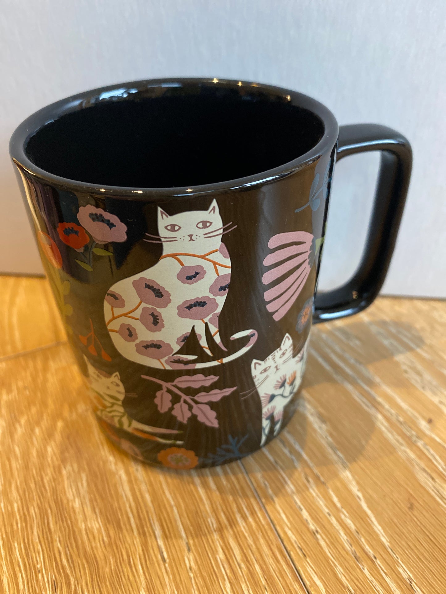 Mugs