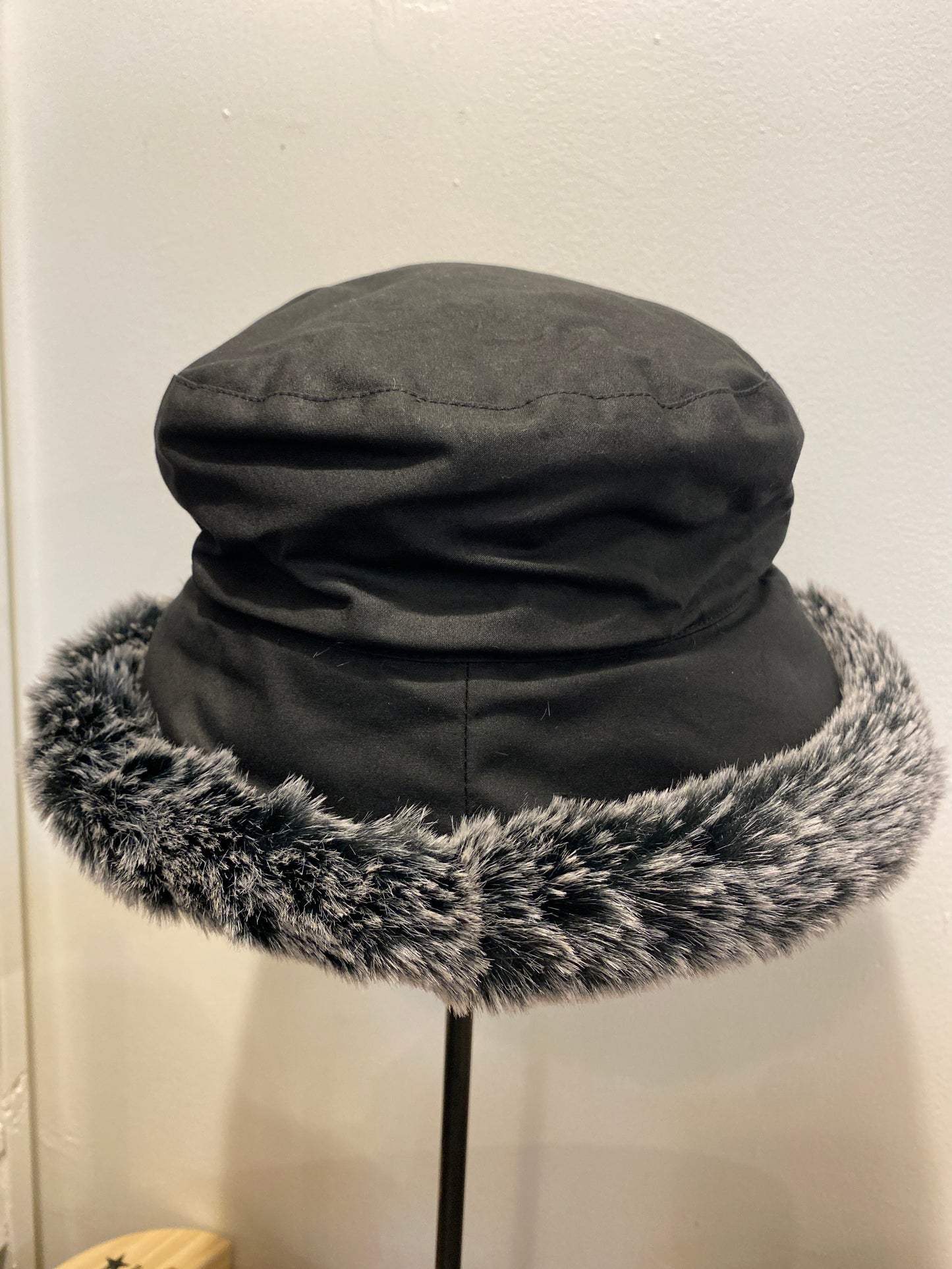 Waxed Bucket Faux Fur Trim