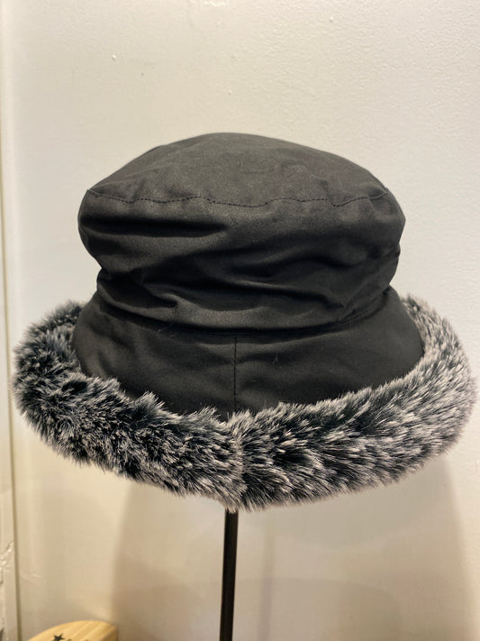 Waxed Bucket Faux Fur Trim