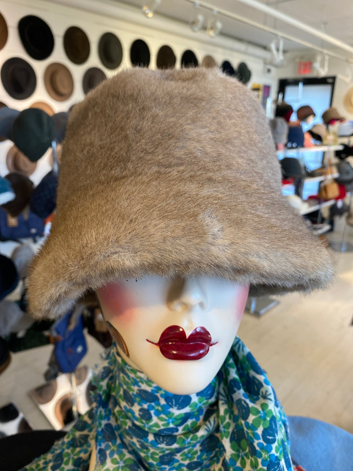 Kelly Faux Fur Bucket Hat