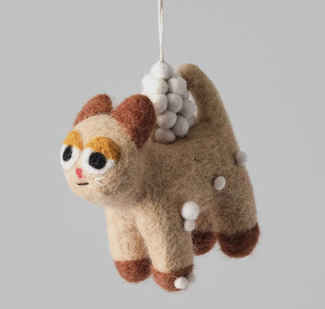Wrap Felt ornaments