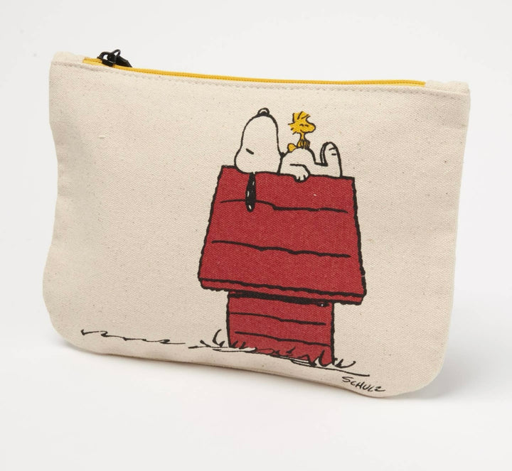 Peanuts Gang and Snoopy House Pouch