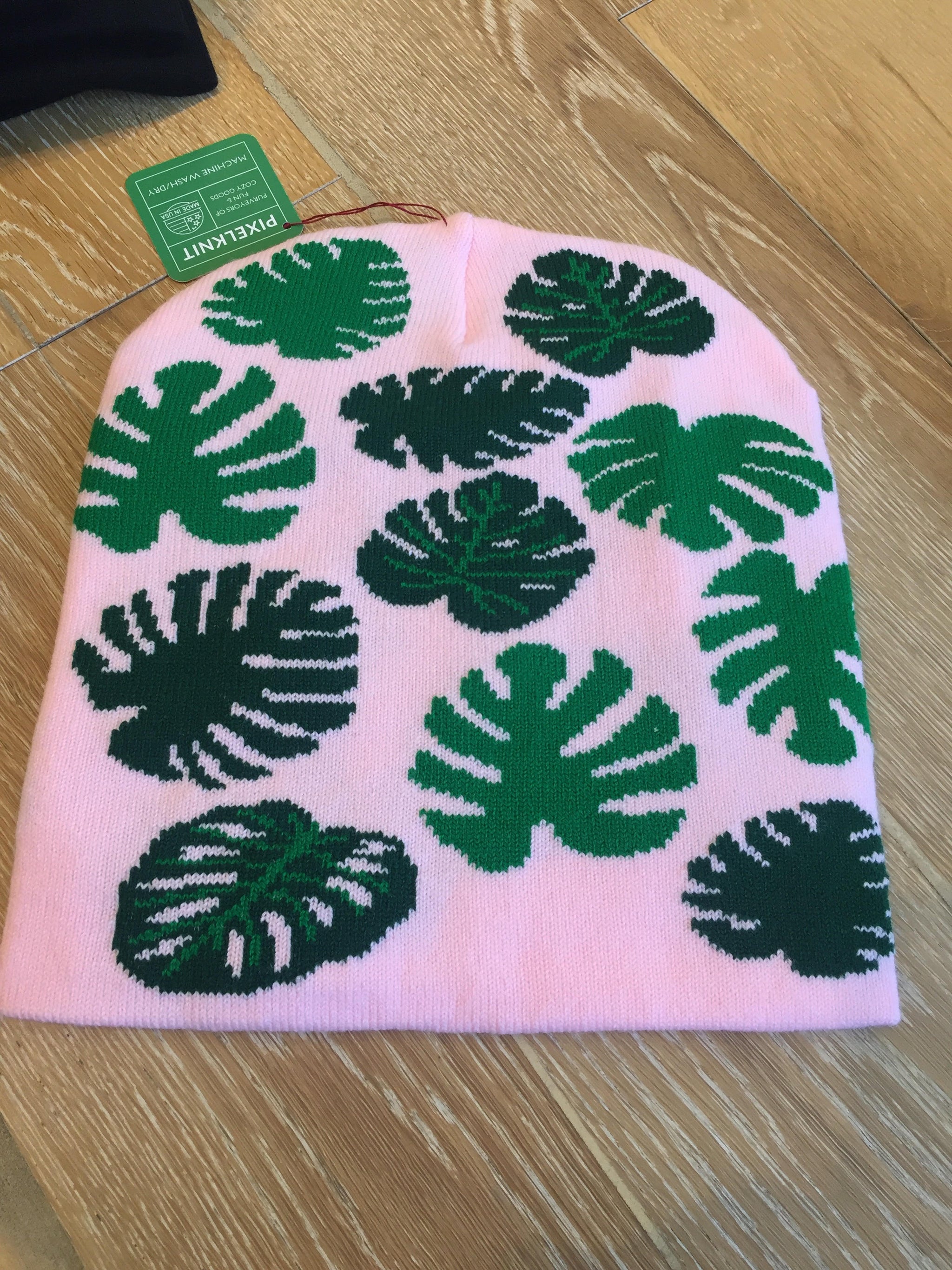 Pixelknit beanies