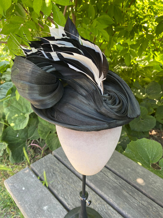 Saucer with Silk Abaca and Black and White Feathers