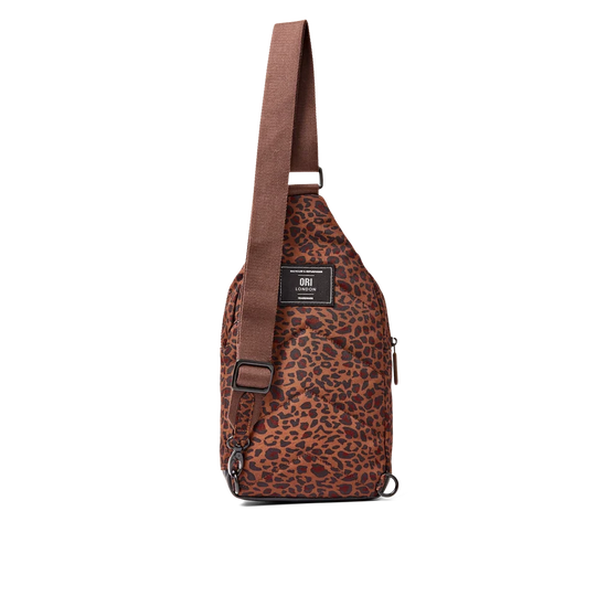 Willesden B Sling Bag in Mini Leopard