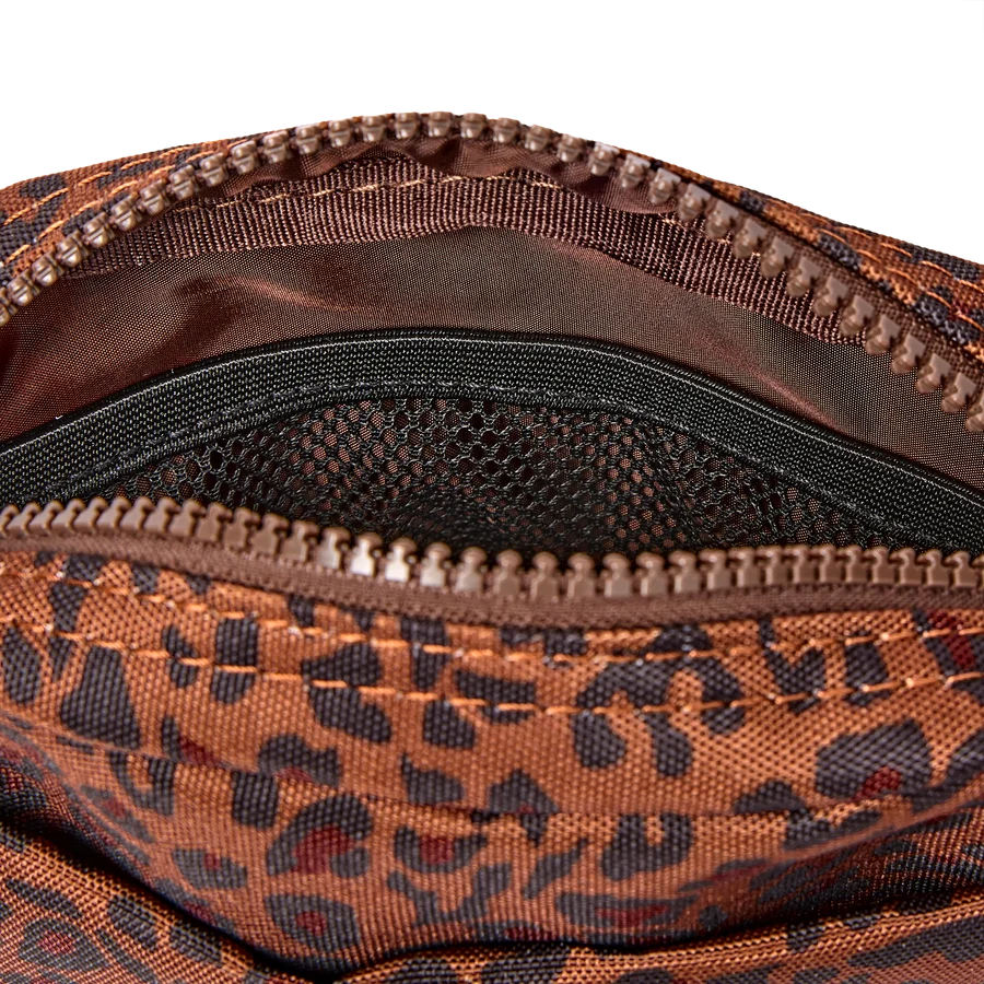 Bond Pocket Crossbody Bag Mini Leopard