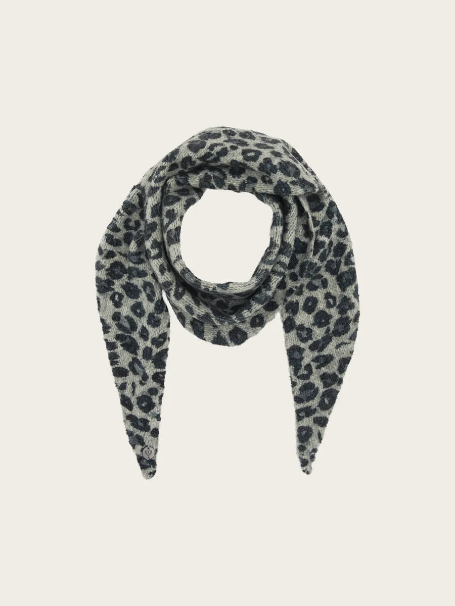 Fraas Cosy Triangular Leopard Scarf