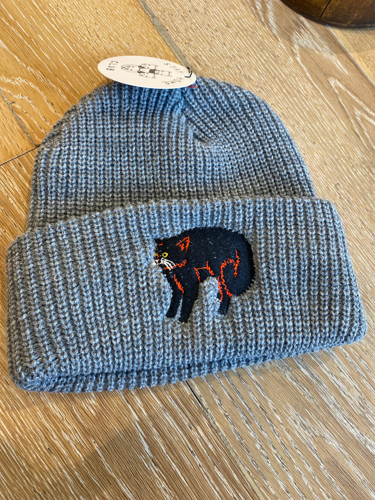 Scaredy Cat Shaker Stitch Beanie in Ash