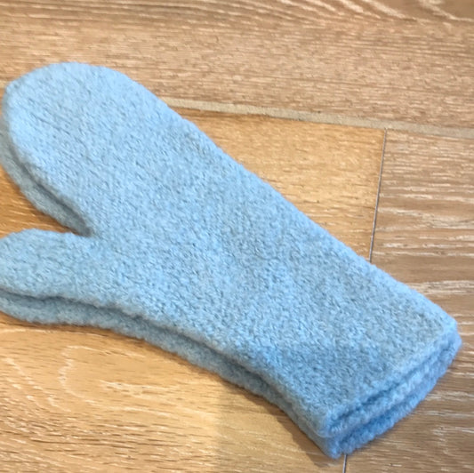 Julie Sinden Felt Mittens